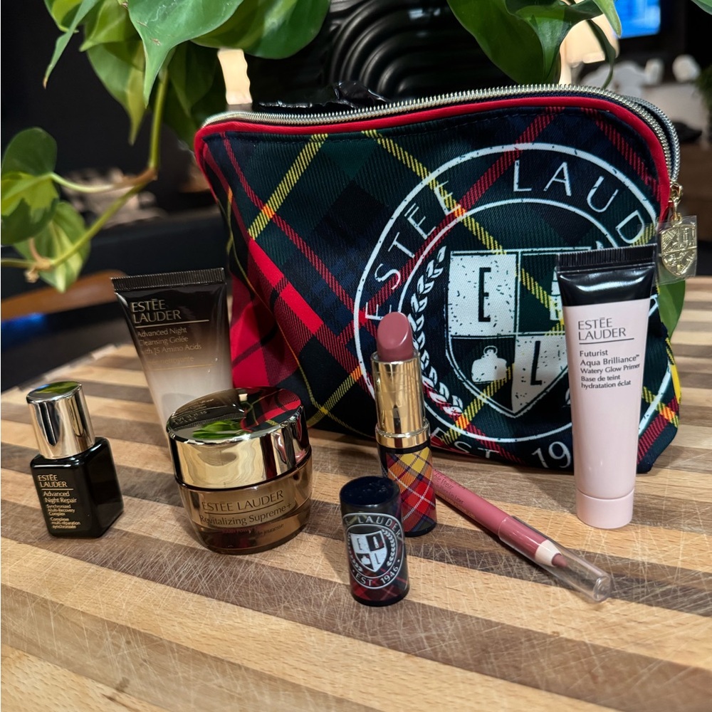 Estee Lauder Makeup Set with Pink Lipstick